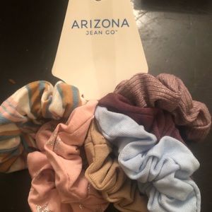 6PC SCRUNCHIES
